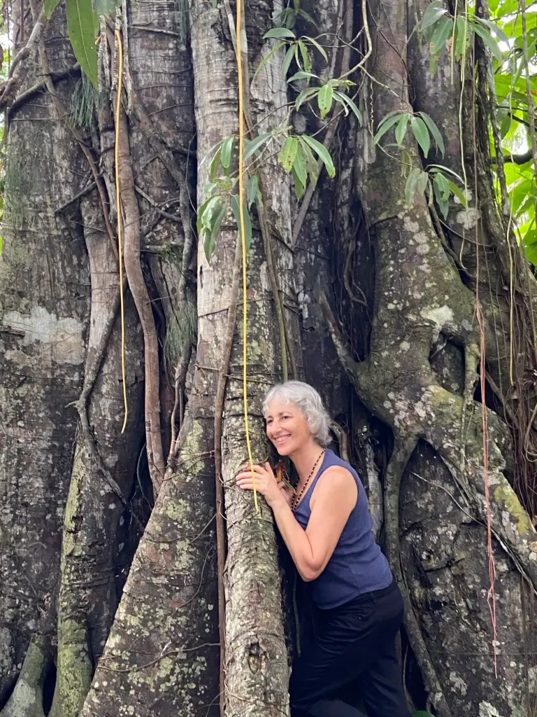 Diana Manneh vibre avec les arbres au Brésil